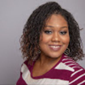 Meet your Posher, Andrea l.